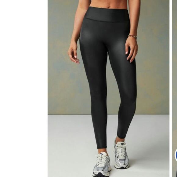 Fabletics Anywhere Motion365+ Black Dhine High-Waisted Leggings - Picture 2 of 12